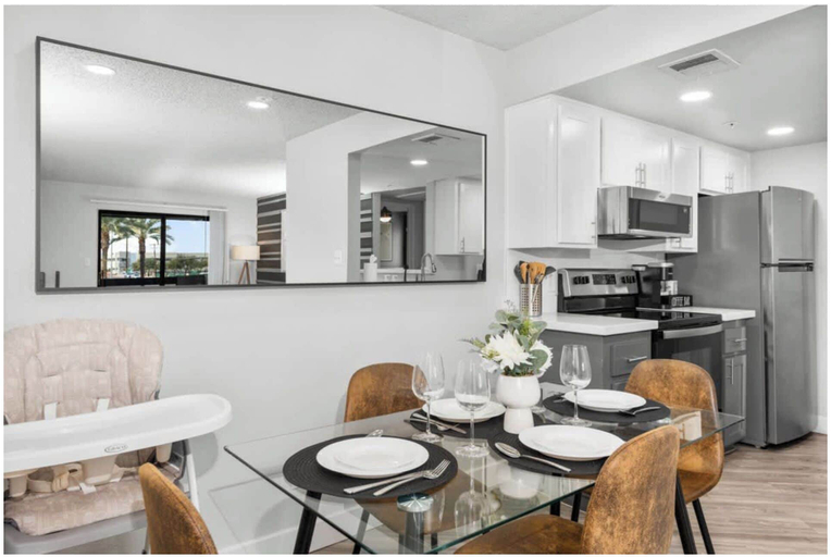 In-room dining 5, The Asteria by Stylish Stays, Maricopa