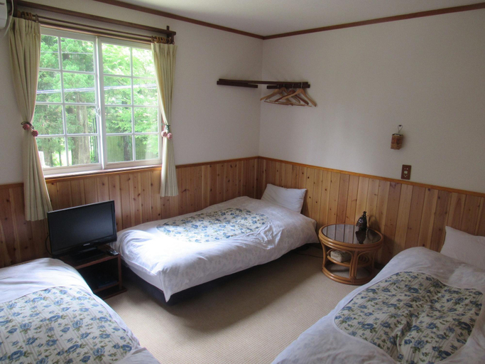 Bedroom 3, Pension Alps Hakuba, Hakuba