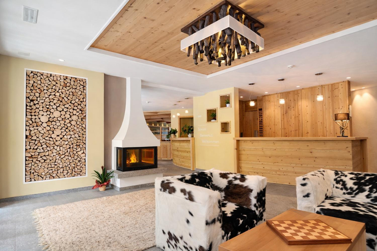 Public Area, Hotel Chalet Dlaces, Bolzano