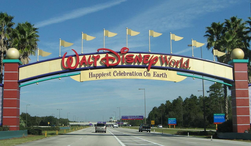 4, Condo with Sauna, Games, Pool—Near Disney, Orange