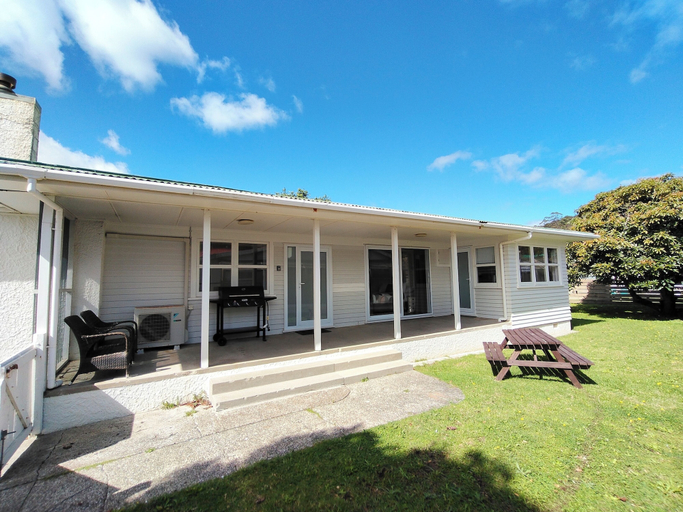 Exterior & Views 2, Rehutai Beach House, Far North