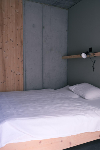 Bedroom 5, Story Thusis, Hinterrhein
