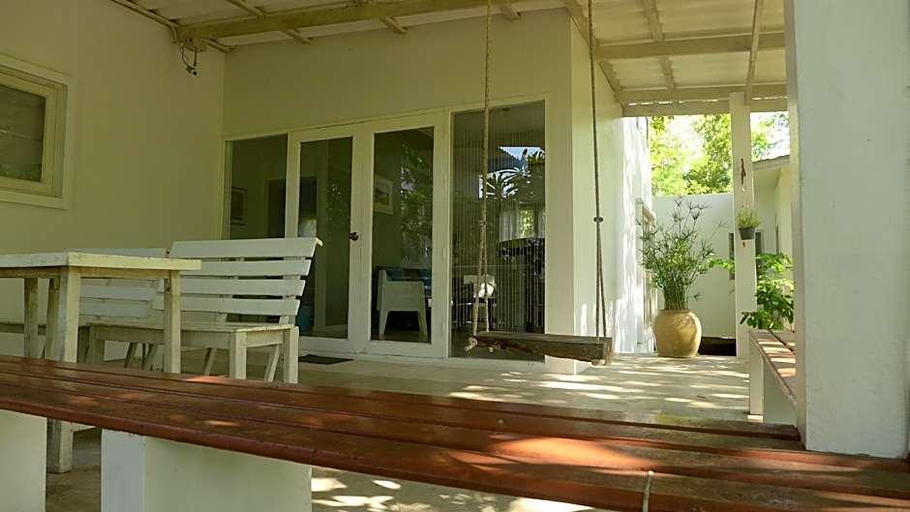Bedroom 5, White at Sea Resort, Muang Rayong