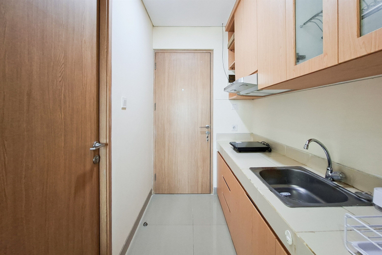 Private kitchen 2, 3 Pax Practical Studio With Trundle Bed At B Residence, Tangerang