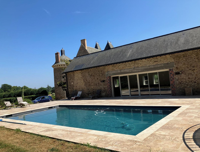 Pool, Château du Hardas, Maine-et-Loire