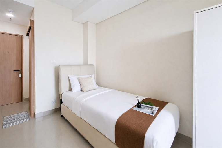 Interior 5, Good Deal Studio (No Kitchen) Apartment At B Residence, Tangerang