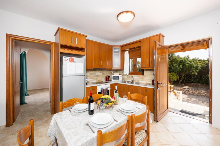 Others 3, Villa Yeraki, Ionian Islands