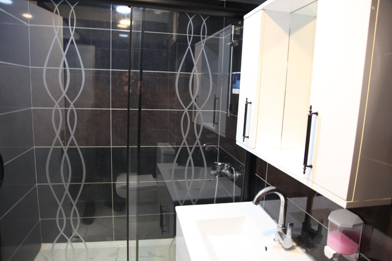 Bathroom 2, Camlıca Tower Hotel, Atasehir