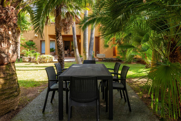 Others 5, Villa Cala Bona, Baleares