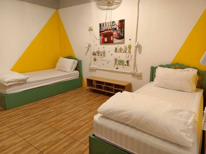Room 3, New Me U Hostel, Muang Chiang Mai