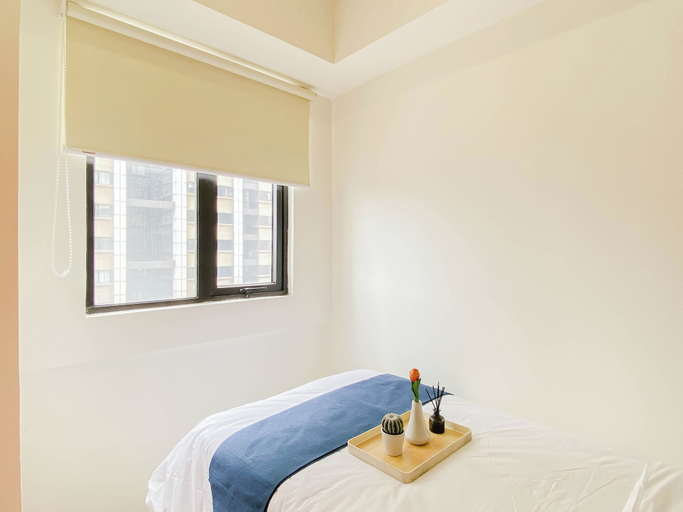 Room 3, Homey Wooden Touch 2Br At Apartment Meikarta District 1, Cikarang