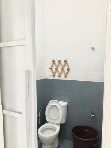 Bathroom 3, Ceana House at Selabintana, Sukabumi