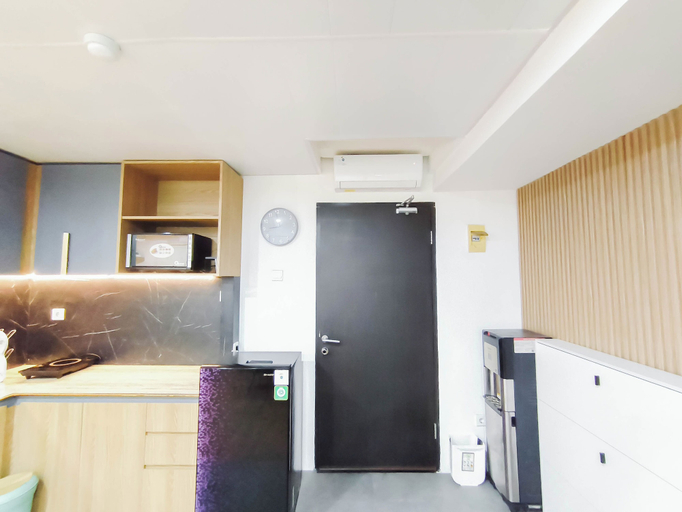 Private kitchen 2, Cozy 2Br Apartment Grand Asia Afrika, Bandung
