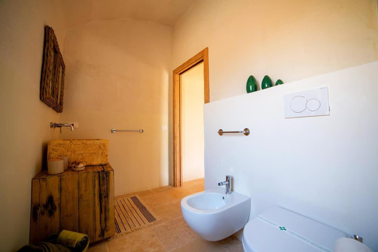 Bathroom 3, Antica Pietra - Villa con piscina in Puglia, Brindisi
