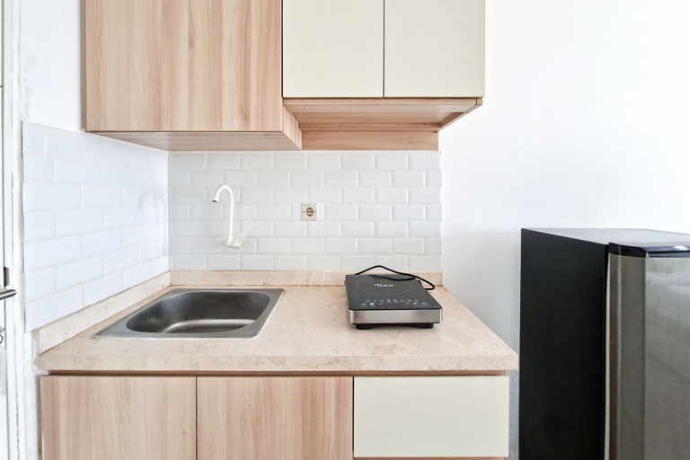 Private kitchen 3, Cozy Studio Apartment At Urbantown Serpong, Tangerang Selatan