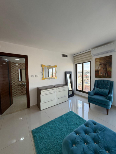 2, al-burj apartment with stunning view 7th floor, Amman