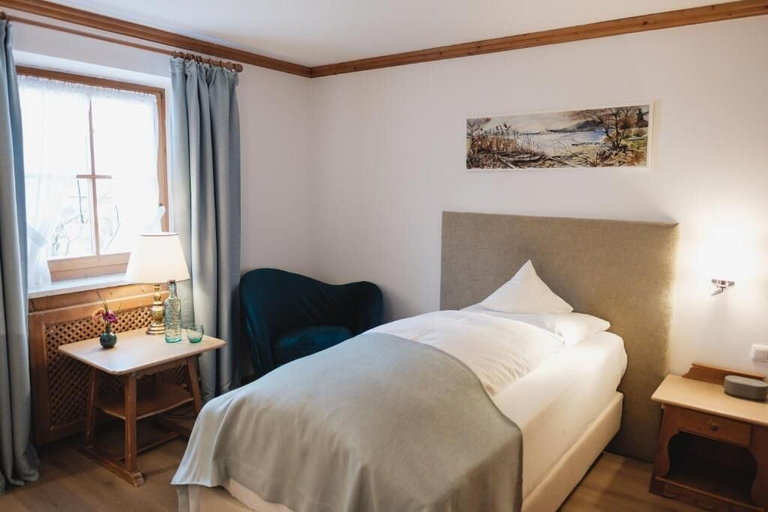 Bedroom 2, Ziegleder Hotel und Beautyfarm, Miesbach