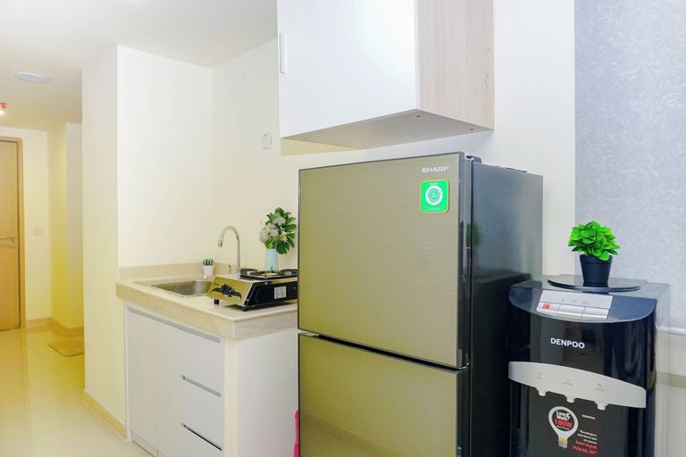 Interior 5, Modern Space And Restful 2Br At Apartment Meikarta, Cikarang