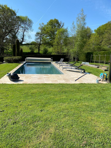 Sport & Beauty 4, agreable chambre d hote avec piscine et jacuzzi, Lot