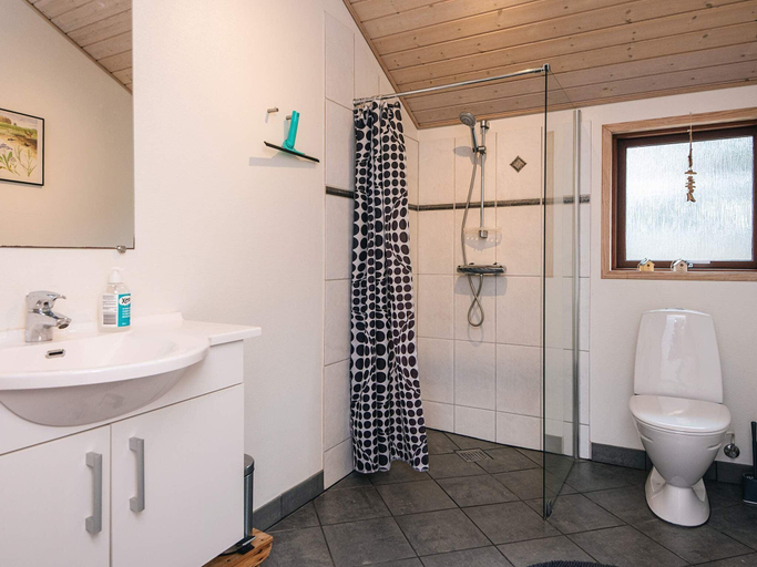 Bathroom 3, person holiday home in Blavand, Varde