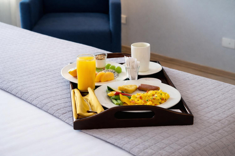Food & Drinks 5, Aparta Hotel Torres de Suites, Quito
