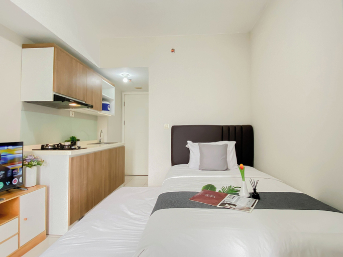 Room 5, Nice And Tidy Studio Room At Apartment Springlake Summarecon Bekasi, Bekasi