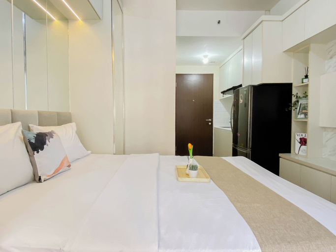 Room 2, Minimalist Studio Space At Transpark Cibubur Apartment, Depok