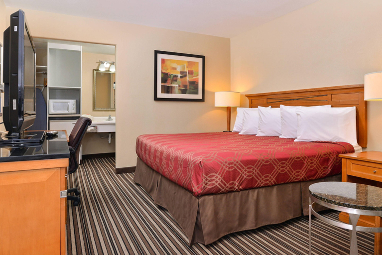 Bedroom 5, Econo Lodge Kennewick Tri-Cities, Benton