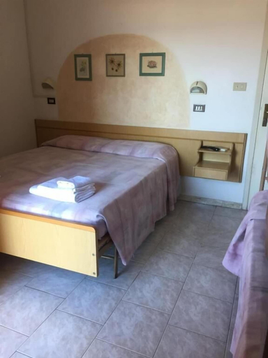 Room 5, Hotel Maria Luisa, Rimini