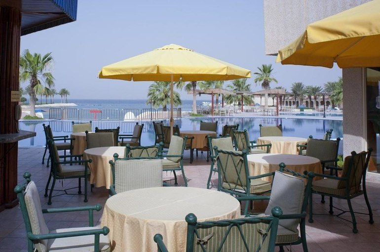 Food & Drinks 5, Mena Holiday Beach Resort Half Moon Bay, Dammam