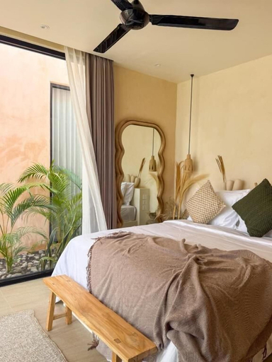 Room 2, Nema Uluwatu, Badung