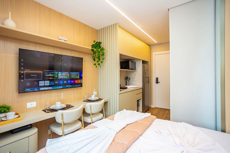 Room 5, Edifício Morá, Curitiba