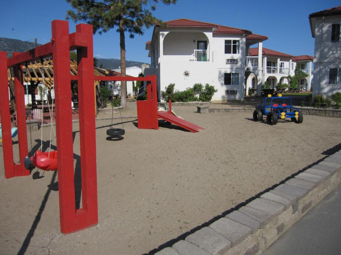 Family & Kids, Sandy Beach Motel, Okanagan-Similkameen