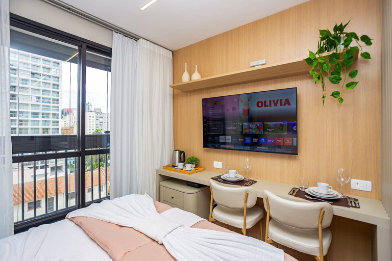 Room 2, Edifício Morá, Curitiba