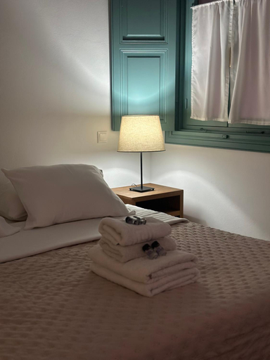 Bedroom 2, Apocalypsis Houses, South Aegean
