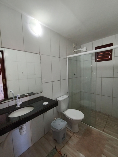 Bathroom 4, Pousada Villa Zarah, Touros