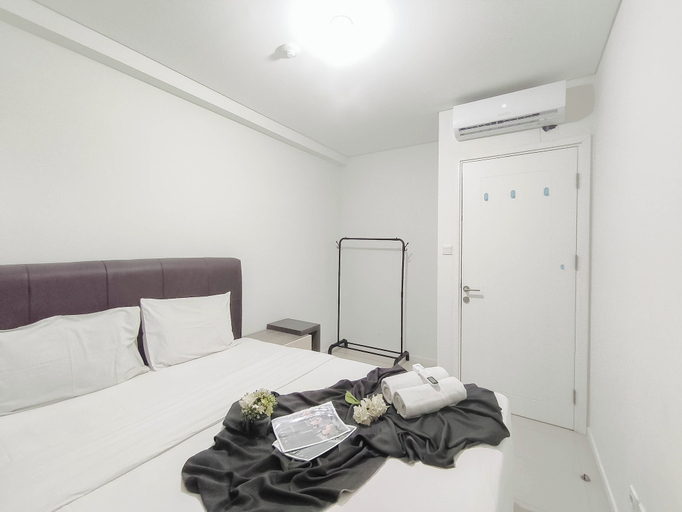 Room 2, White Tone 1Br For 2 Pax At Parahyangan Residence, Bandung