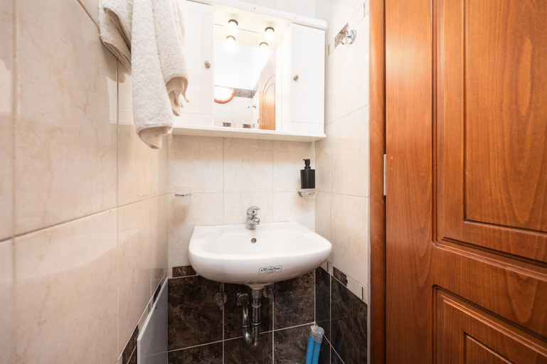 Bathroom, Villa Yeraki, Ionian Islands