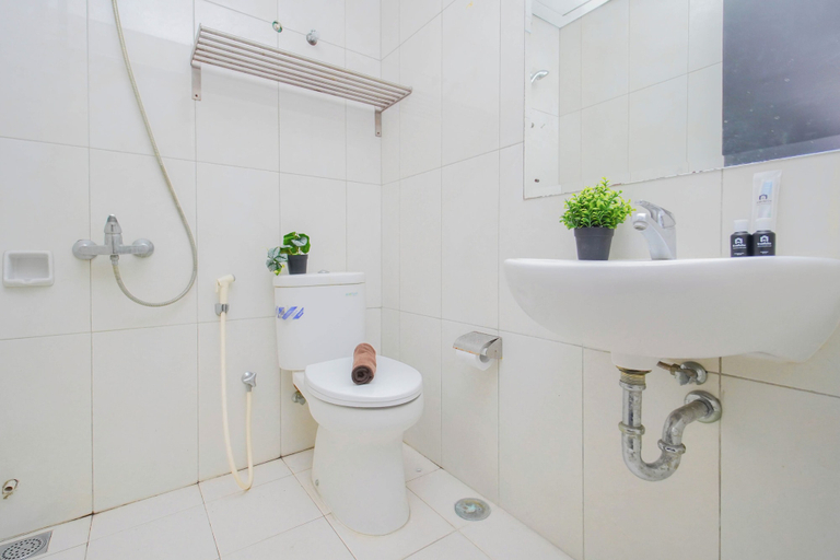 Interior 4, 3 Pax Urban Style 2Br At Nifarro Park Apartment, Jakarta Selatan