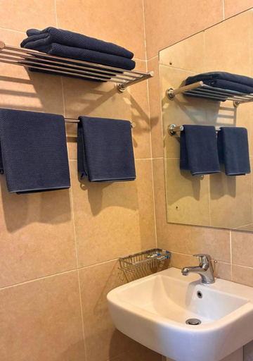 Bathroom 4, Kilimanjaro Lodge MCF, Moshi Urban