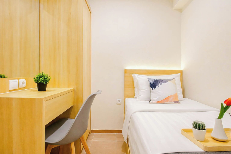 Room 2, Practical 2Br For 3 Pax At Meikarta Apartment, Cikarang