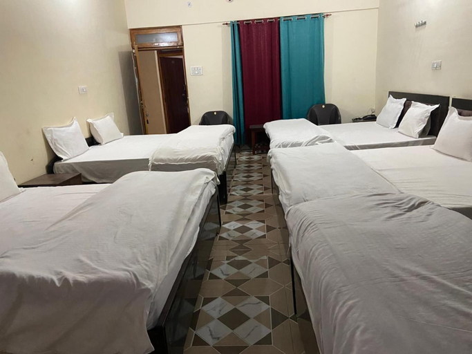 Room 3, Raj Palace, Chamoli