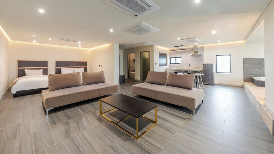 Room 3, Sokcho W&jiseda Spa Poolvilla, Goseong