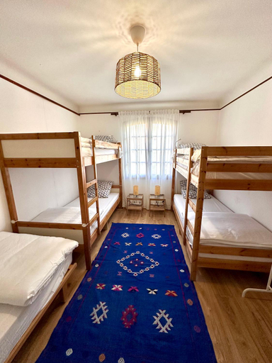 Bedroom 3, Yacumama Guesthouse, Landes