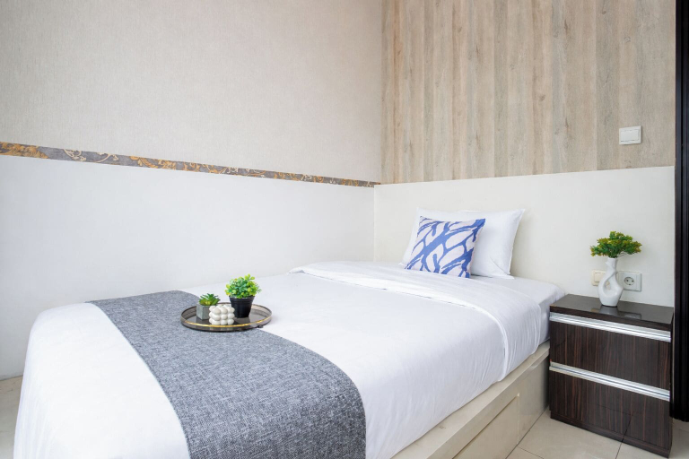 Interior 3, 5 Pax Cozy And Airy 3Br At Ambassade Kuningan Apartment, Jakarta Selatan