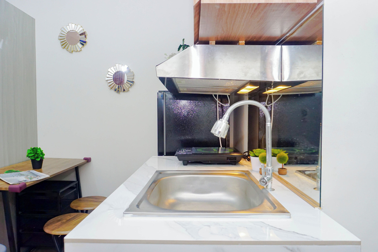 Private kitchen, Compact Look Studio At Meikarta District 2 Apartment, Cikarang