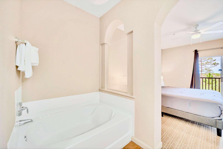 Bathroom 5, Family Fun Condo Pool and Sauna Near Disney, Orange