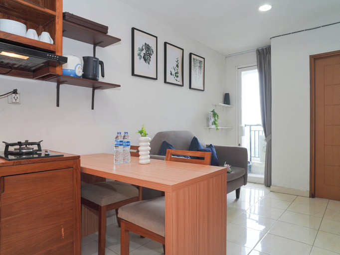 Living room 5, Tranquil And Comfy 2Br At Cinere Bellevue Suites Apartment, Depok