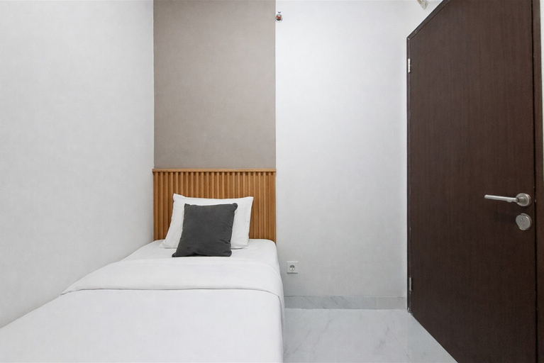 Interior 2, Convenient And Roomy 2Br At Apartment Transpark Bintaro, Tangerang Selatan