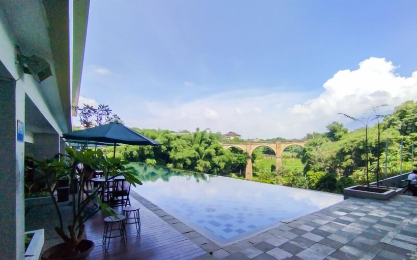 Pool, Great Choice Studio At Taman Melati Jatinangor Apartment, Sumedang